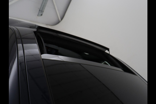 BMW 3-serie Gran Turismo 320i xDrive High Executive Edition | Panoramadak | Elec. Trekhaak | Leder | Memory | Stoelverwarming | Camera | Park assist | Cruise control | 19''