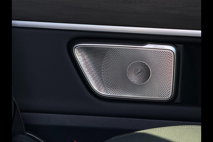 Mercedes-Benz V-Klasse V 300d 4 matic XXL L3 Avantgarde leer/elec deuren Extra lang Trekhaak/19 inch/sportstoelen