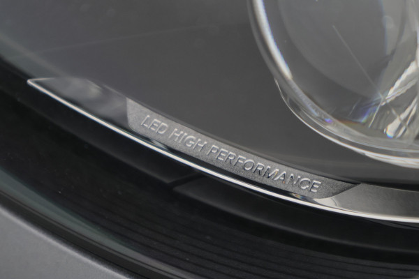 Mercedes-Benz E-Klasse Cabrio 200 25th Anniversary Edition AMG Burmester, Leer, Camera, Apple Carplay, 19", Afn. Trekhaak