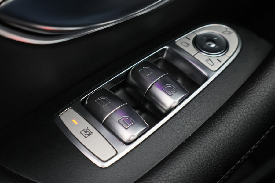 Mercedes-Benz E-Klasse Cabrio 200 25th Anniversary Edition AMG Burmester, Leer, Camera, Apple Carplay, 19", Afn. Trekhaak