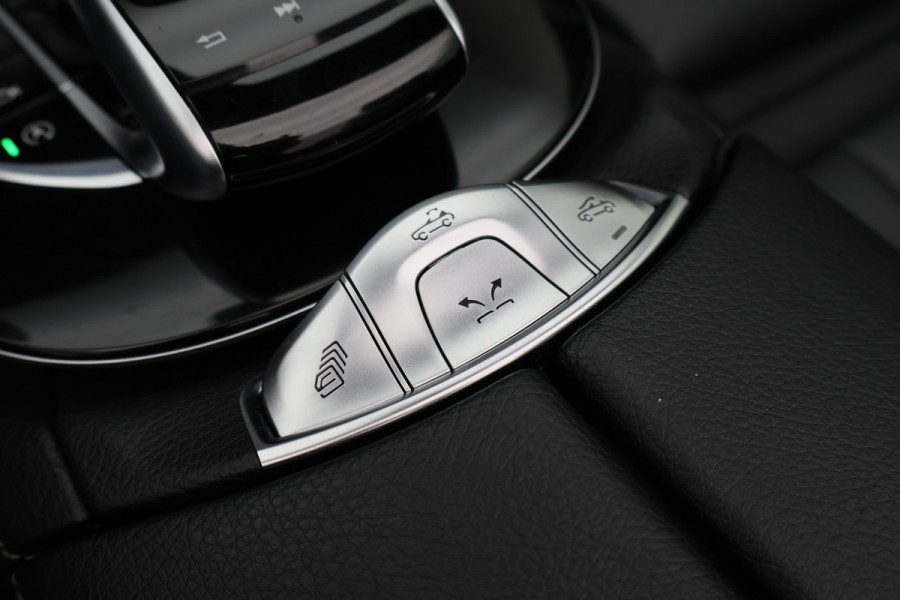 Mercedes-Benz E-Klasse Cabrio 200 25th Anniversary Edition AMG Burmester, Leer, Camera, Apple Carplay, 19", Afn. Trekhaak