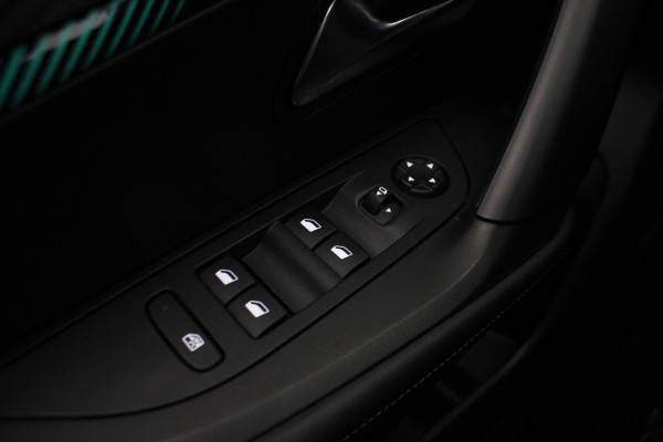 Peugeot 2008 1.2 PureTech Blue Lease Allure |Navi|Camera|