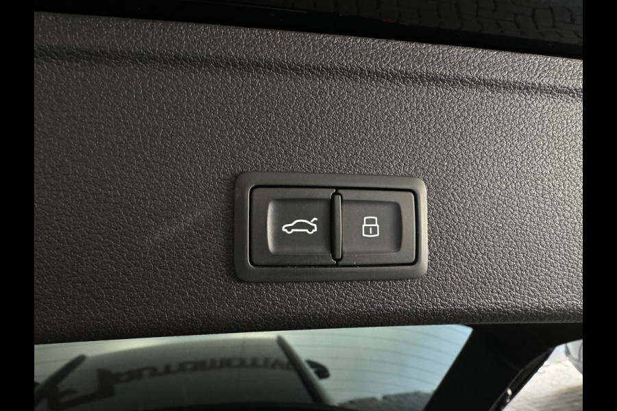 Audi A4 Avant 45 TFSI quattro edition one ACC|Stoelverwarming|Keyless|Lane Assist|Camera