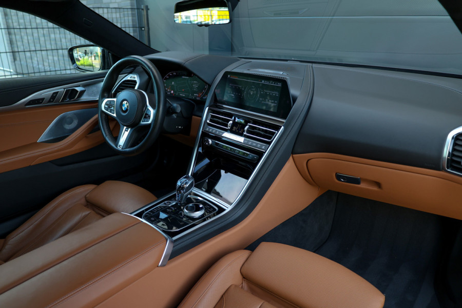 BMW 8 Serie M850i xDrive High Executive | VOL! | DEALER ONDH | CARBON | B&W | NAP | 4WIELSTUURING | HUD | 360 |