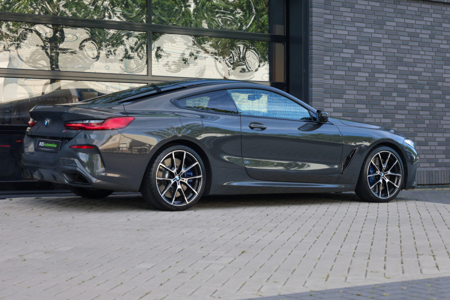 BMW 8 Serie M850i xDrive High Executive | VOL! | DEALER ONDH | CARBON | B&W | NAP | 4WIELSTUURING | HUD | 360 |