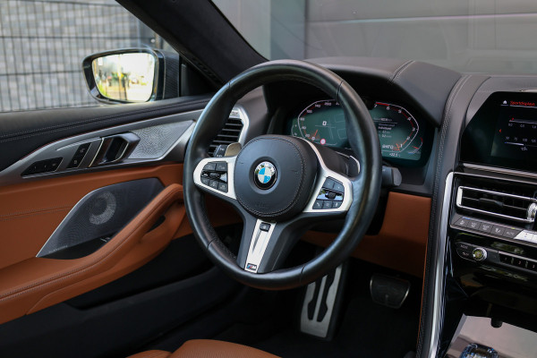 BMW 8 Serie M850i xDrive High Executive | VOL! | DEALER ONDH | CARBON | B&W | NAP | 4WIELSTUURING | HUD | 360 |