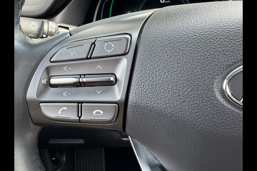 Hyundai IONIQ Comfort EV 38 kWh +300km rijbereik Camera Navi Stoelverwarming Carplay Cruise