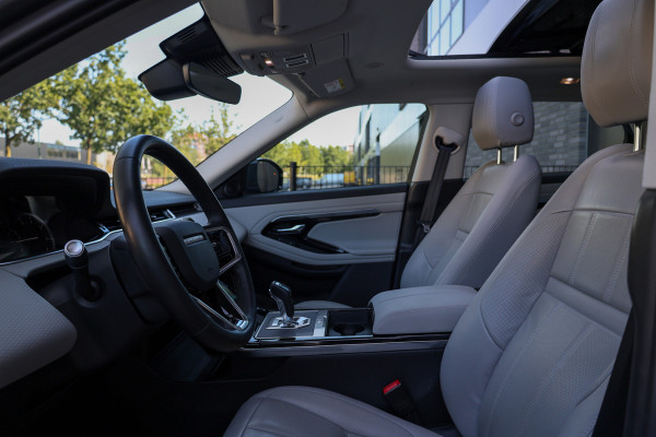 Land Rover Range Rover Evoque 1.5 P300e AWD S | PANO | 360 | ELEK TREKHAAK | DEALER ONDH | ELEK STOELEN |