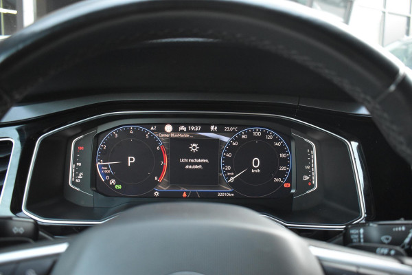 Volkswagen Polo 1.0 TSI R-Line Business IQ Light Camera Carplay