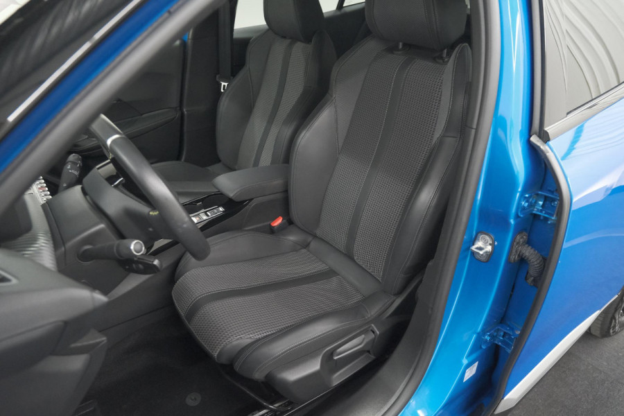 Peugeot 2008 PureTech 130 GT | Dodehoekdetectie | Navigatie | Apple Carplay | Stoelverwarming