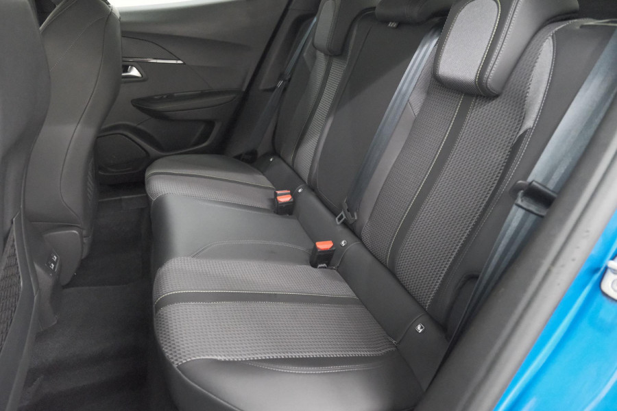 Peugeot 2008 PureTech 130 GT | Dodehoekdetectie | Navigatie | Apple Carplay | Stoelverwarming