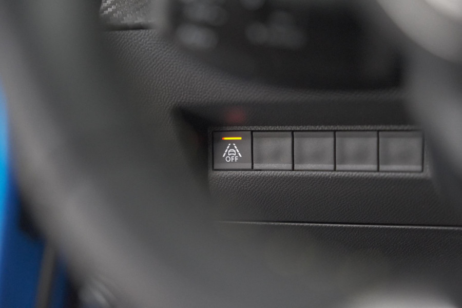 Peugeot 2008 PureTech 130 GT | Dodehoekdetectie | Navigatie | Apple Carplay | Stoelverwarming