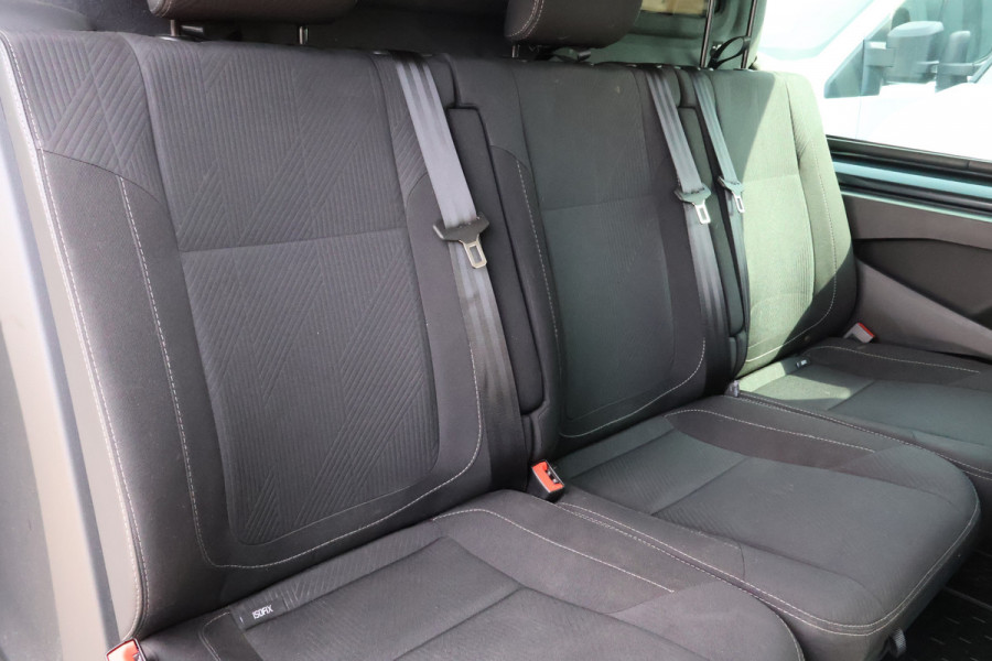 Renault Trafic 2.0 dCi 130pk DC Airco Black Edition Spoilerpakket