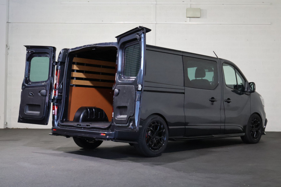 Renault Trafic 2.0 dCi 130pk DC Airco Black Edition Spoilerpakket