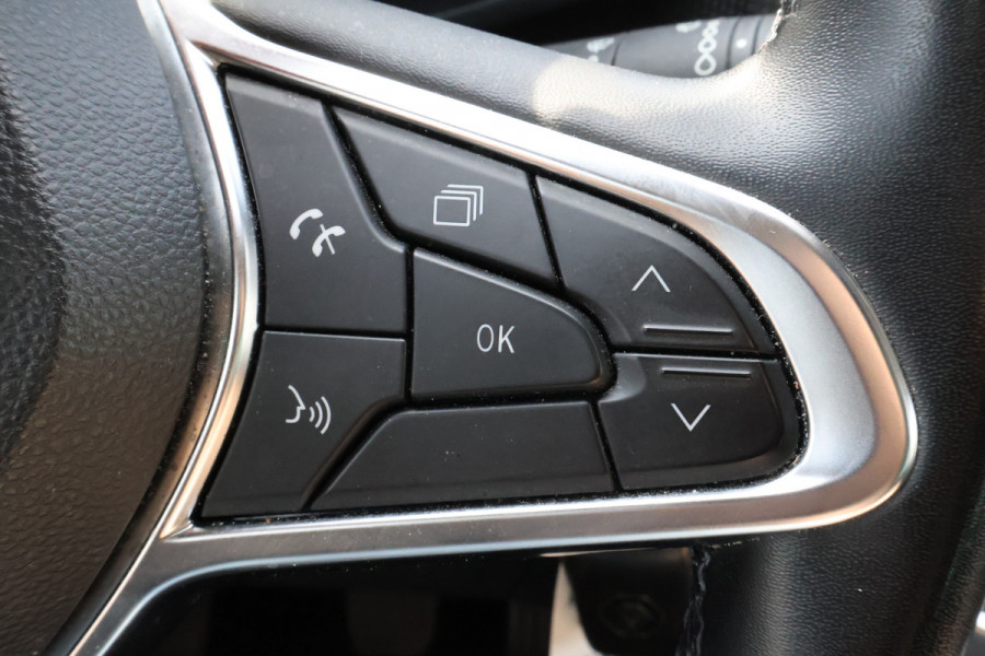 Renault Trafic 2.0 dCi 130pk DC Airco Black Edition Spoilerpakket