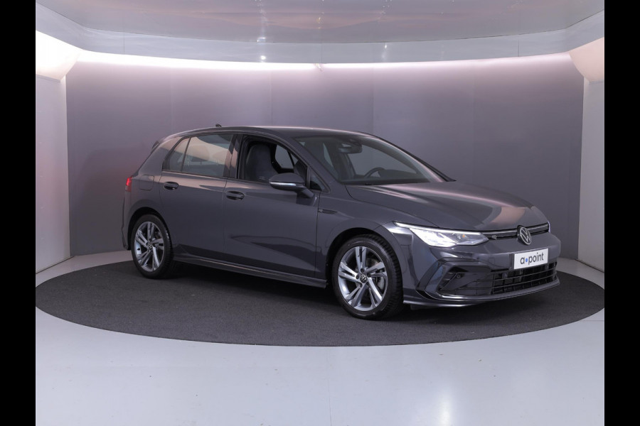 Volkswagen Golf 1.5 eTSI R-Line 130 pk Automaat (DSG) | Navigatie via App | Parkeersensoren | Autom. airco | Apple Carplay/Android Auto | R-Line |