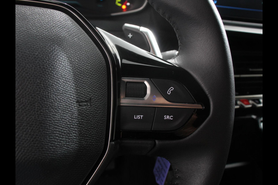 Peugeot 2008 1.2 Hybrid 145 Style Automaat Climate control Cruise control Apple Carplay/ Android Auto led Lichtmetalen velgen Parkeersensoren
