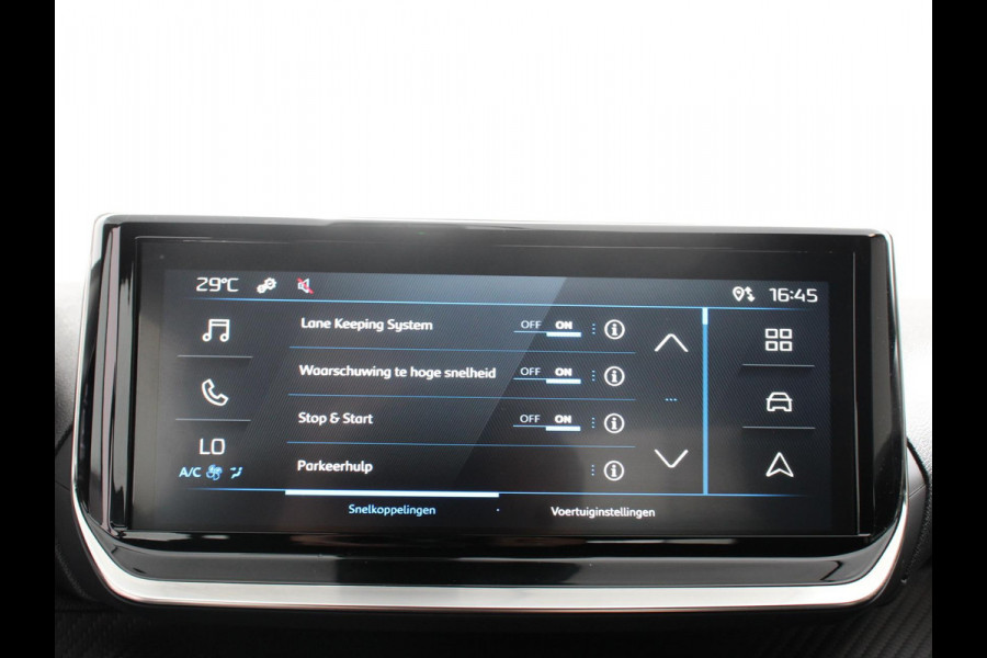 Peugeot 2008 1.2 Hybrid 145 Style Automaat Climate control Cruise control Apple Carplay/ Android Auto led Lichtmetalen velgen Parkeersensoren