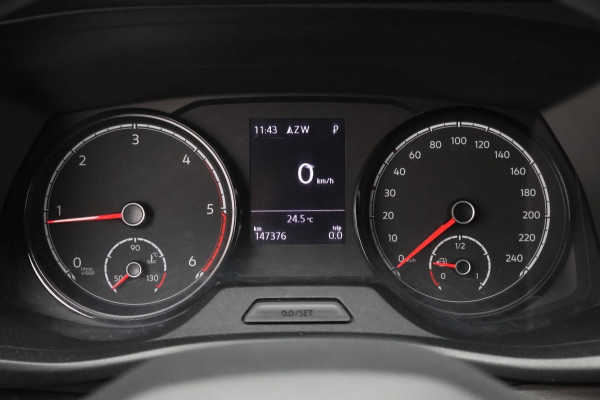 Volkswagen Transporter 2.0 TDI L2H1 28 DSG Apple Carplay, Trekhaak, Cruise, Airco, DAB