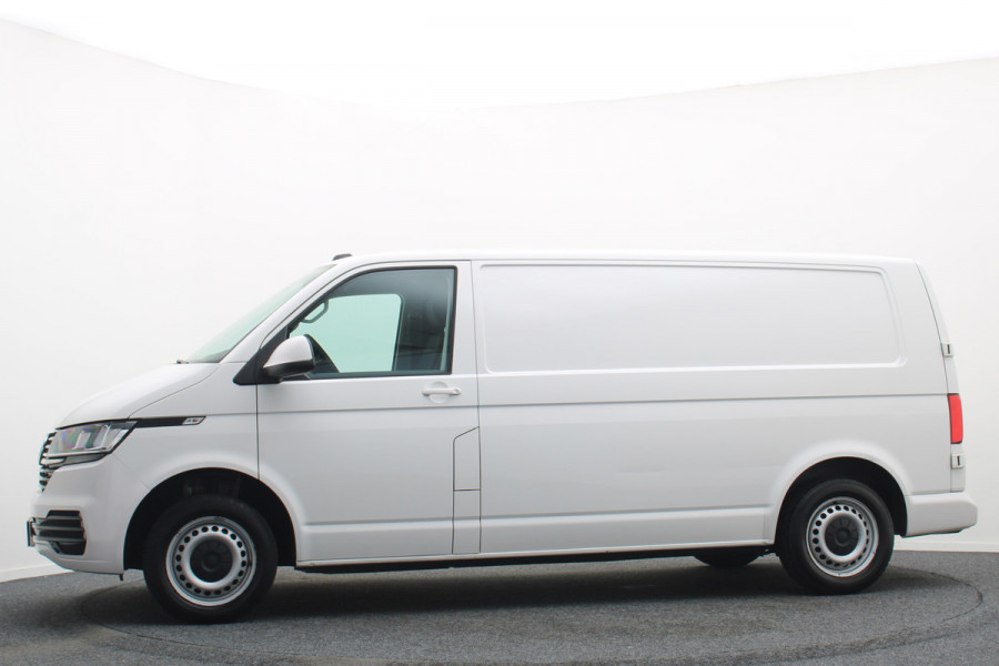 Volkswagen Transporter 2.0 TDI L2H1 28 DSG Apple Carplay, Trekhaak, Cruise, Airco, DAB