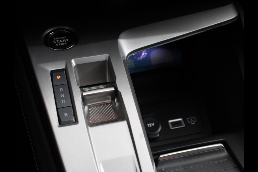 Peugeot 308 SW 1.6 Plug-in Hybrid 225 GT Navigatie Apple Carplay/Android Auto Camera Parkeersensoren Adaptive Cruise Control Stoelverwarming FULL LED Climate Control Virtual Cockpit Lichtmetalen velgen