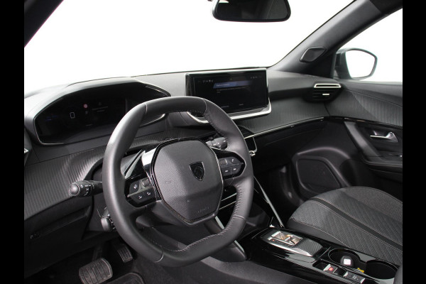 Peugeot e-2008 EV Allure 50 kWh Navigatie Apple Carplay/Android Auto Climate Control Led Parkeer sensoren Cruise Control Stoelverwarming