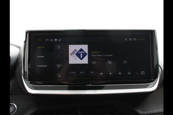 Peugeot e-2008 EV Allure 50 kWh Navigatie Apple Carplay/Android Auto Climate Control Led Parkeer sensoren Cruise Control Stoelverwarming