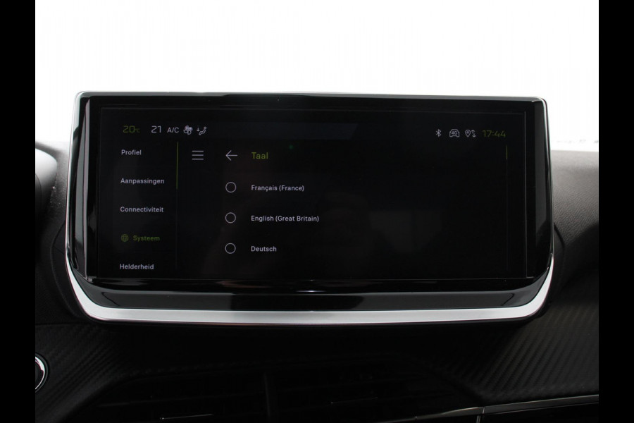 Peugeot e-2008 EV Allure 50 kWh Navigatie Apple Carplay/Android Auto Climate Control Led Parkeer sensoren Cruise Control Stoelverwarming