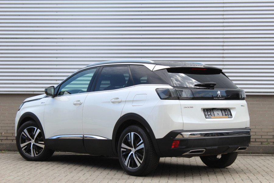 Peugeot 3008 1.6 HYbrid 225 GT 96% SOH | Panoramadak | Led | Navigatie | Winterpack