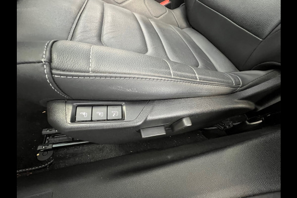 Citroën C4 1.2 Puretech Shine - AUTOMAAT - PANO - LEDER - HUD - ACC - CAMERA