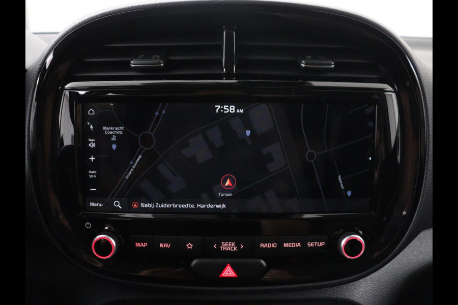 Kia e-Soul DynamicLine 64 kWh | SOH 97,5% | Cruise control | Carplay | Park assist | Camera | Climate control | Virtueel dashboard | plug-in
