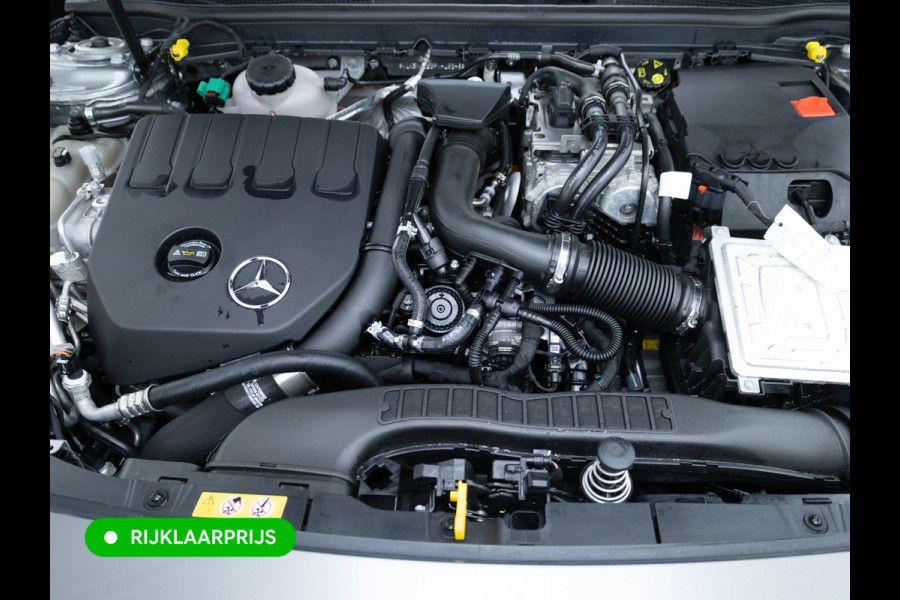 Mercedes-Benz CLA-Klasse Shooting Brake 250 e AMG Line Night Pack 218 PK | Panoramadak | Afn. trekhaak | Stoelverwarming | Navigatie | Sfeerverlichting Camera, Car-play, , Multibeam led, 19"LMV