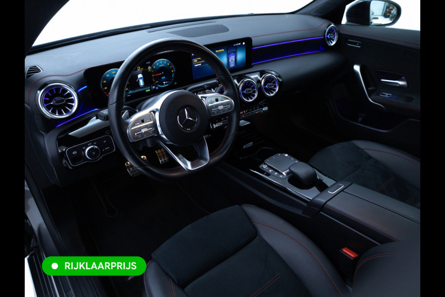 Mercedes-Benz CLA-Klasse Shooting Brake 250 e AMG Line Night Pack 218 PK | Panoramadak | Afn. trekhaak | Stoelverwarming | Navigatie | Sfeerverlichting Camera, Car-play, , Multibeam led, 19"LMV