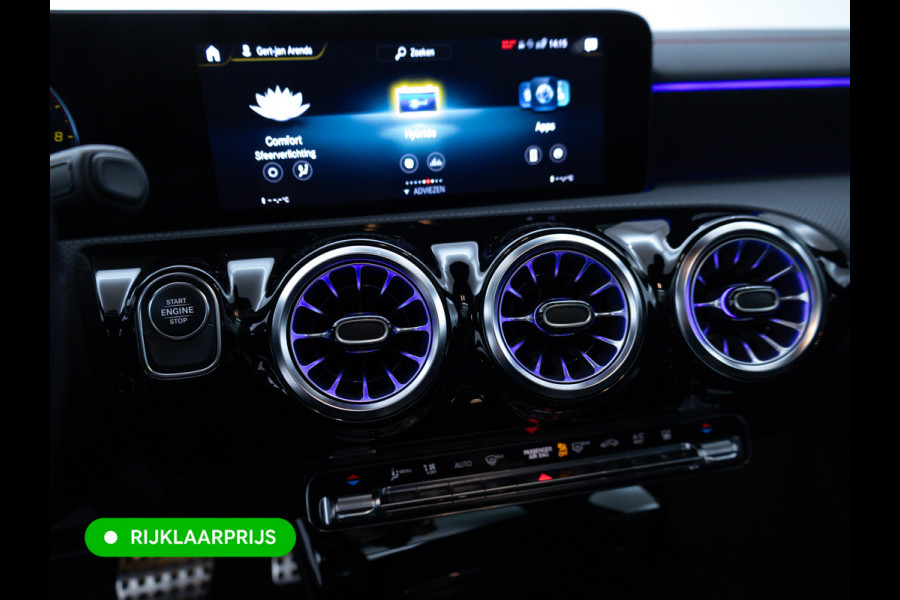 Mercedes-Benz CLA-Klasse Shooting Brake 250 e AMG Line Night Pack 218 PK | Panoramadak | Afn. trekhaak | Stoelverwarming | Navigatie | Sfeerverlichting Camera, Car-play, , Multibeam led, 19"LMV