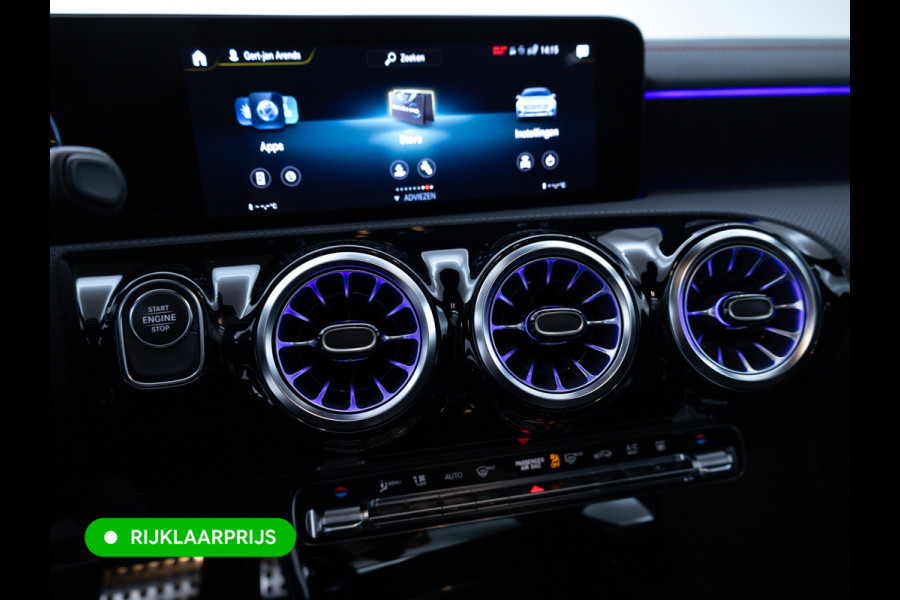 Mercedes-Benz CLA-Klasse Shooting Brake 250 e AMG Line Night Pack 218 PK | Panoramadak | Afn. trekhaak | Stoelverwarming | Navigatie | Sfeerverlichting Camera, Car-play, , Multibeam led, 19"LMV
