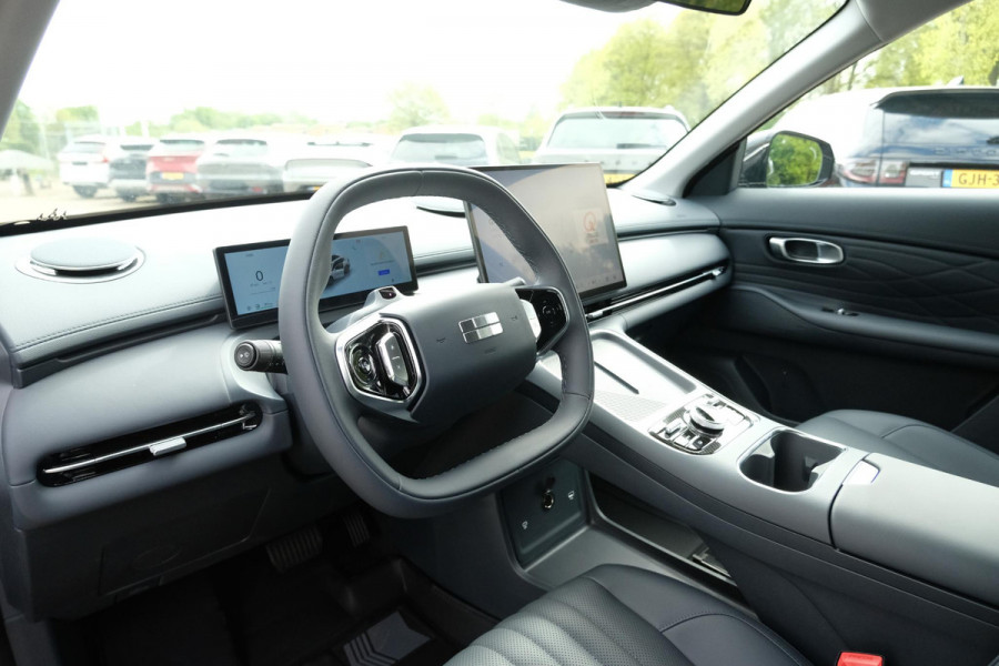 GEELY Starray EM-i 1.5 Pro+ 262 PK | Stoelverwarming | 136 Km elektrisch bereik | 360 Camera | Parkeersensoren | 19 Inch LMV |