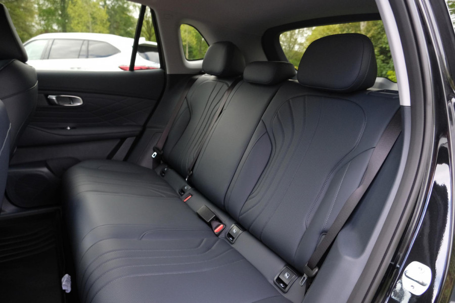 GEELY Starray EM-i 1.5 Pro+ 262 PK | Stoelverwarming | 136 Km elektrisch bereik | 360 Camera | Parkeersensoren | 19 Inch LMV |