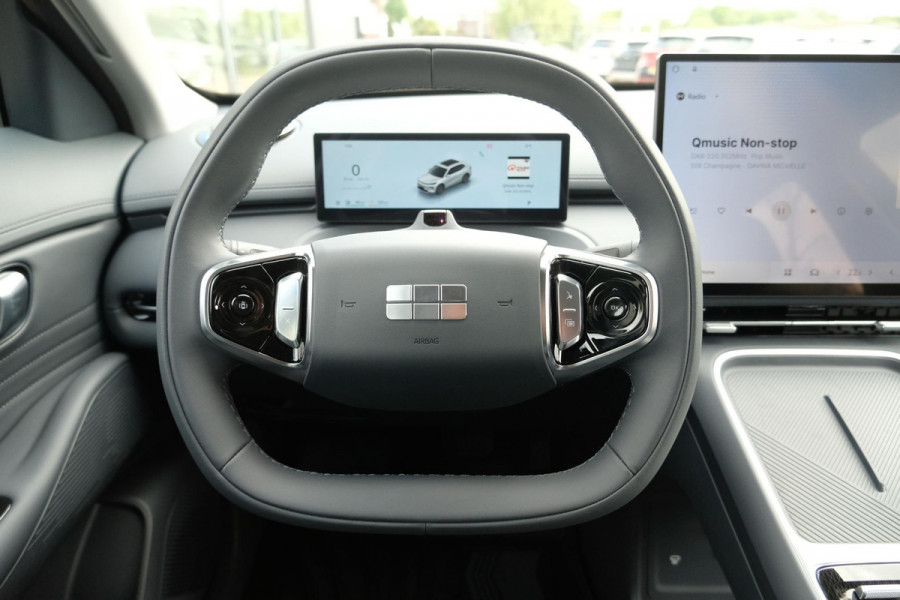 GEELY Starray EM-i 1.5 Pro+ 262 PK | Stoelverwarming | 136 Km elektrisch bereik | 360 Camera | Parkeersensoren | 19 Inch LMV |