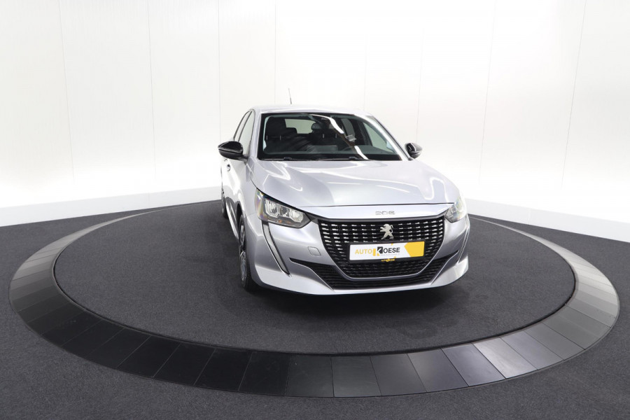 Peugeot 208 PureTech 100 Allure | Navigatie | Parkeersensoren | Apple Carplay