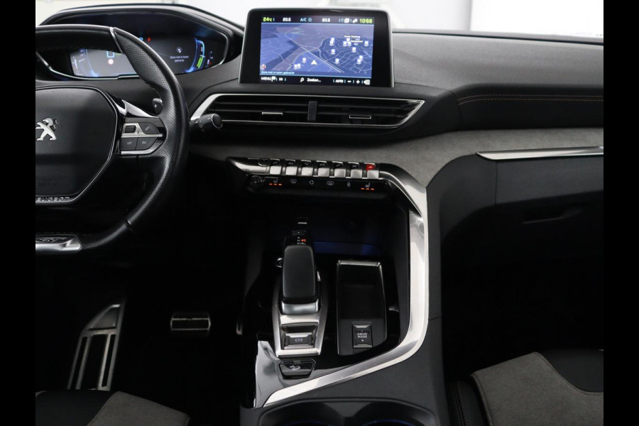 Peugeot 3008 1.6 HYbrid4 300 Première Pack | SOH 93,8% | Panoramadak | Leder/alacantara | Memory | Stoelverwarming | Carplay | 360 camera | Trekhaak | PHEV