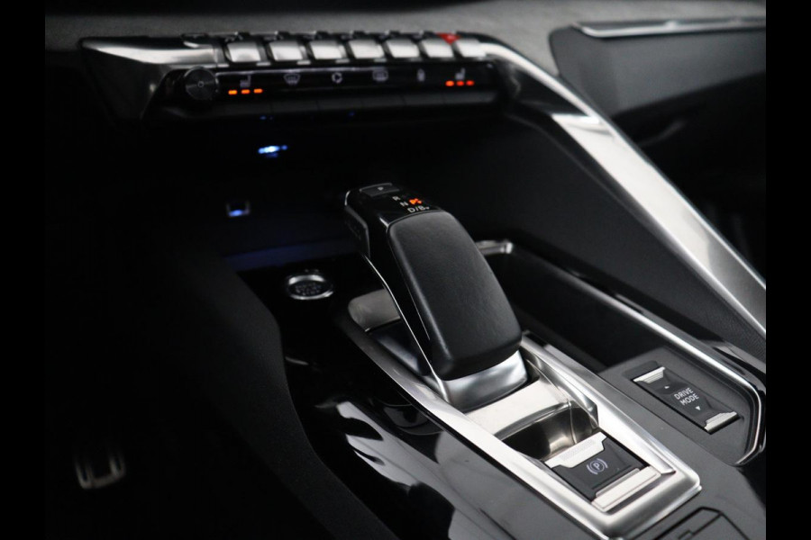 Peugeot 3008 1.6 HYbrid4 300 Première Pack | SOH 93,8% | Panoramadak | Leder/alacantara | Memory | Stoelverwarming | Carplay | 360 camera | Trekhaak | PHEV