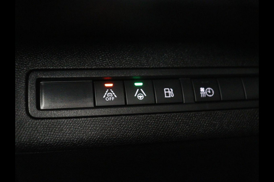 Peugeot 3008 1.6 HYbrid4 300 Première Pack | SOH 93,8% | Panoramadak | Leder/alacantara | Memory | Stoelverwarming | Carplay | 360 camera | Trekhaak | PHEV
