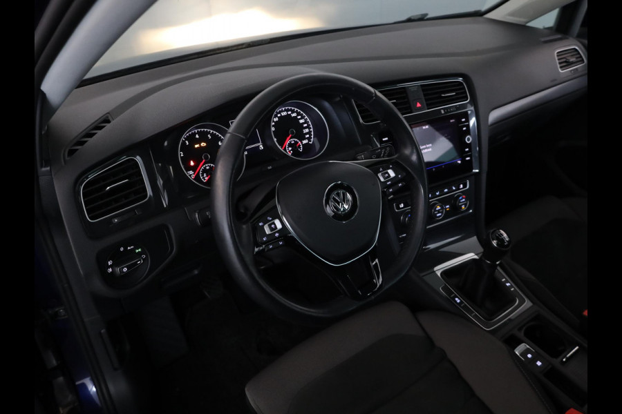 Volkswagen Golf Variant 1.0 TSI Comfortline Business 115 pk | Navigatie | Parkeersensoren | Achteruitrijcamera | Adaptieve cruise control | Apple Carplay/Android Auto |