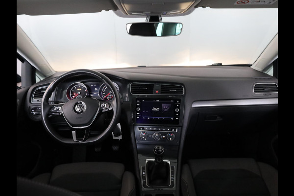 Volkswagen Golf Variant 1.0 TSI Comfortline Business 115 pk | Navigatie | Parkeersensoren | Achteruitrijcamera | Adaptieve cruise control | Apple Carplay/Android Auto |