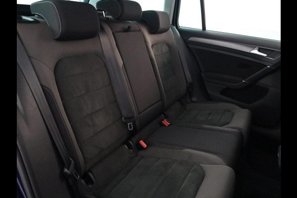 Volkswagen Golf Variant 1.0 TSI Comfortline Business 115 pk | Navigatie | Parkeersensoren | Achteruitrijcamera | Adaptieve cruise control | Apple Carplay/Android Auto |