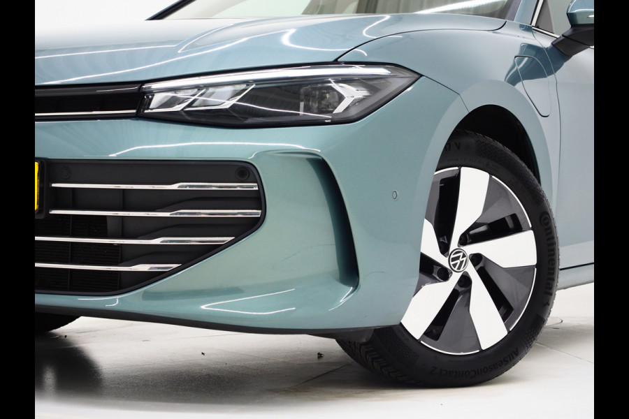 Volkswagen Passat Variant 1.5 eHybrid 204PK | Leder/Alcantara | Trekhaak | Stoelventilatie | Massage | HUD | 360 | Memory