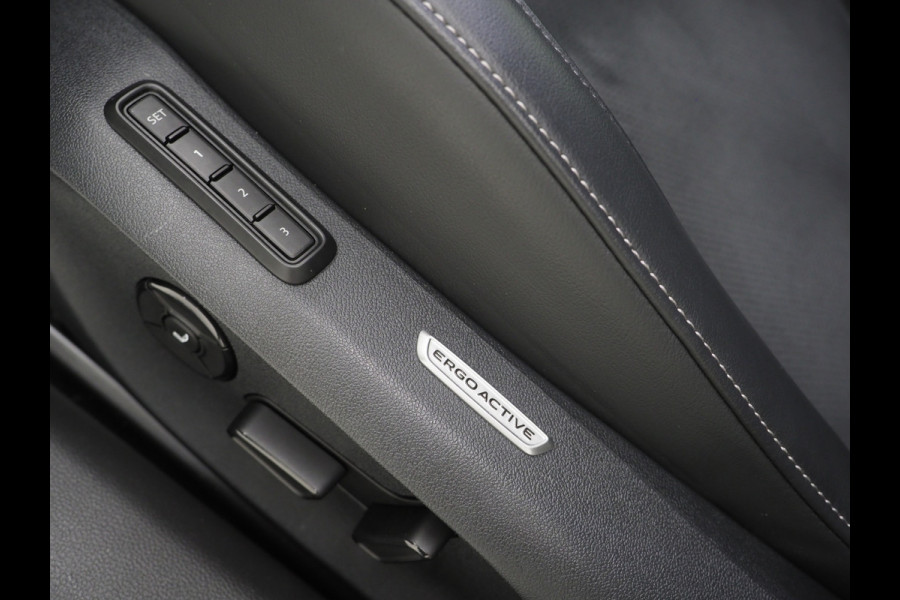 Volkswagen Passat Variant 1.5 eHybrid 204PK | Leder/Alcantara | Trekhaak | Stoelventilatie | Massage | HUD | 360 | Memory