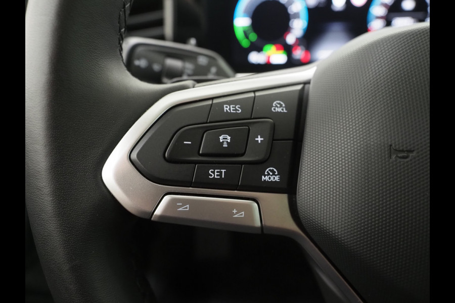 Volkswagen Passat Variant 1.5 eHybrid 204PK | Leder/Alcantara | Trekhaak | Stoelventilatie | Massage | HUD | 360 | Memory