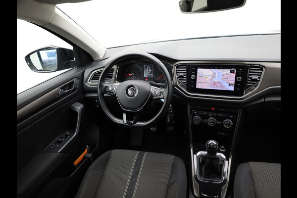 Volkswagen T-Roc 1.0 TSI Style | Trekhaak | Apple Carplay/ Android Auto | Prijs Rijklaar!!