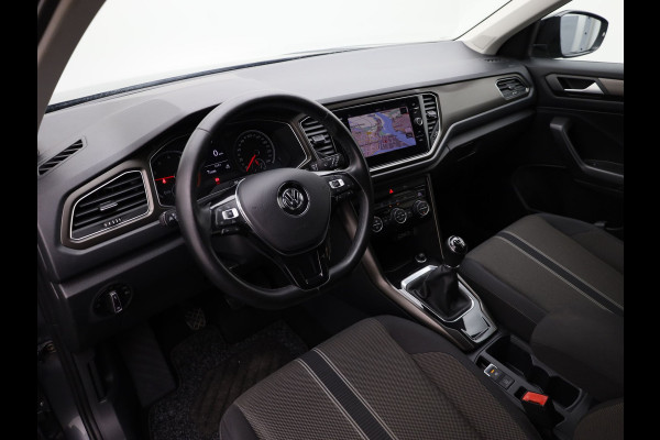 Volkswagen T-Roc 1.0 TSI Style | Trekhaak | Apple Carplay/ Android Auto | Prijs Rijklaar!!
